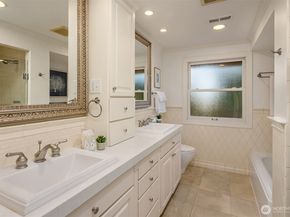 5727 63rd Avenue NE, Seattle WA 98105