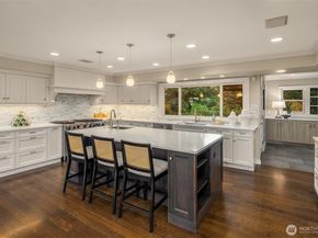 5727 63rd Avenue NE, Seattle WA 98105