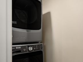 5727 63rd Avenue NE, Seattle WA 98105