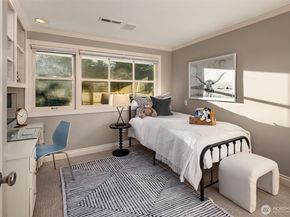 5727 63rd Avenue NE, Seattle WA 98105
