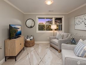 5727 63rd Avenue NE, Seattle WA 98105