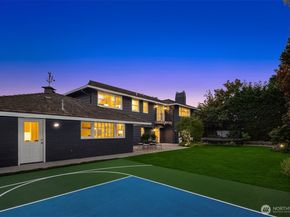5727 63rd Avenue NE, Seattle WA 98105