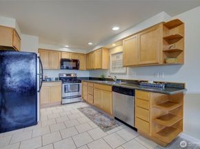 620 Avenue B 9, Snohomish WA 98290