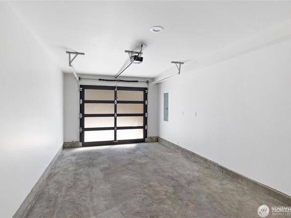 4815 Evanston Avenue N B, Seattle WA 98103