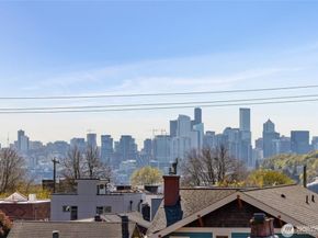 4815 Evanston Avenue N B, Seattle WA 98103