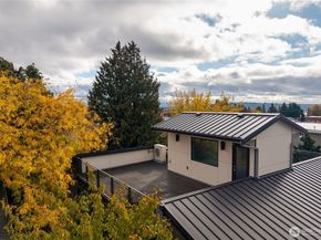 4815 Evanston Avenue N B, Seattle WA 98103