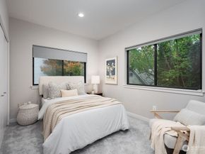 4815 Evanston Avenue N B, Seattle WA 98103