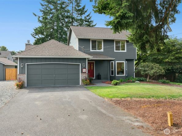 1132 Crawford Rd, Lynnwood WA 98036