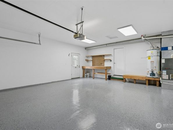 1132 Crawford Rd, Lynnwood WA 98036