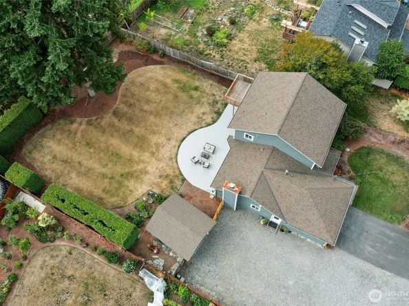 1132 Crawford Rd, Lynnwood WA 98036