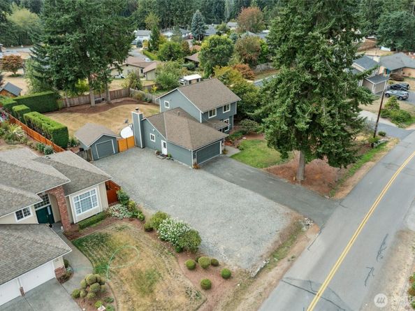 1132 Crawford Rd, Lynnwood WA 98036