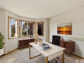 7044 18th Avenue NE, Seattle WA 98115