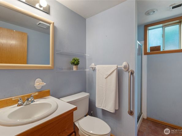 7044 18th Avenue NE, Seattle WA 98115