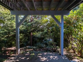 7044 18th Avenue NE, Seattle WA 98115