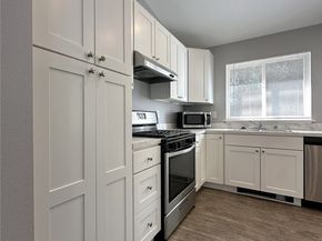 12025 Phinney Avenue N, Seattle WA 98133