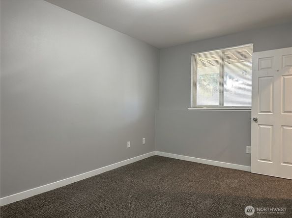 12025 Phinney Avenue N, Seattle WA 98133