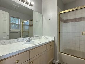 12025 Phinney Avenue N, Seattle WA 98133