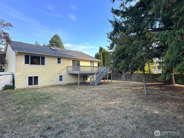 12025 Phinney Avenue N, Seattle WA 98133