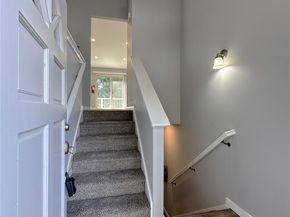 12025 Phinney Avenue N, Seattle WA 98133