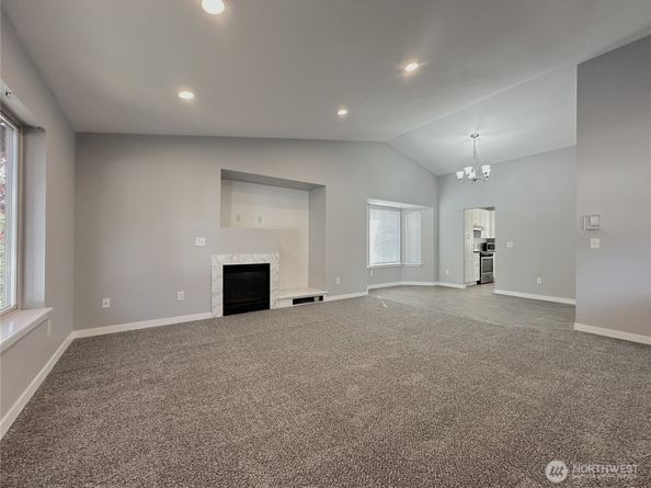 12025 Phinney Avenue N, Seattle WA 98133