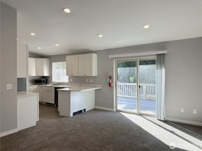 12025 Phinney Avenue N, Seattle WA 98133