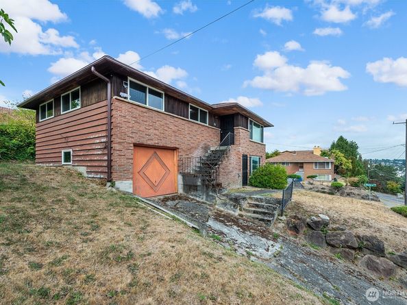2601 23rd Avenue S, Seattle WA 98144