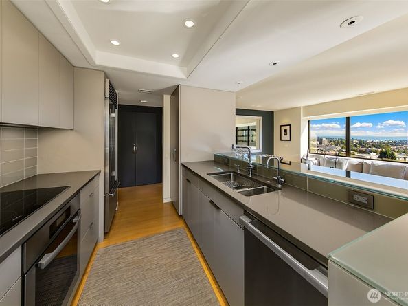 1301 Spring Street 14D, Seattle WA 98104