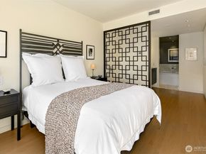 1301 Spring Street 14D, Seattle WA 98104