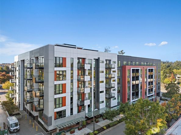 1085 103rd Avenue NE 227, Bellevue WA 98004