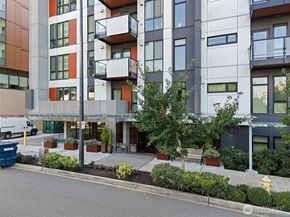 1085 103rd Avenue NE 227, Bellevue WA 98004