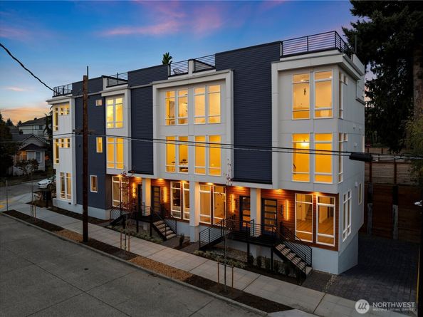 7524 6th Avenue NW, Seattle WA 98117
