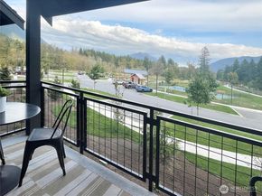 1294 Waterfall Way SE 1903, North Bend WA 98045