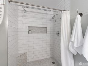 19612 NE 162nd Street, Woodinville WA 98077