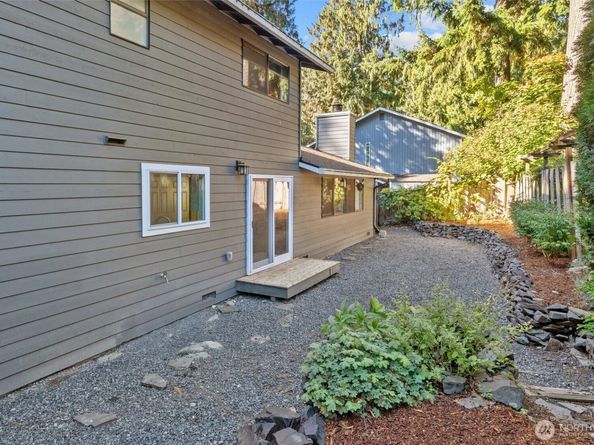 19612 NE 162nd Street, Woodinville WA 98077