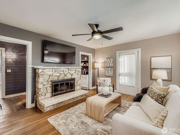 5606 46th Avenue SW, Seattle WA 98136