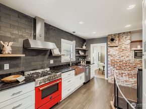5606 46th Avenue SW, Seattle WA 98136