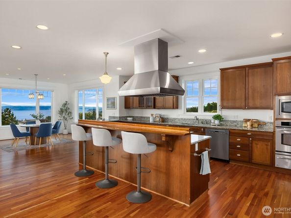 37918 Vista Key Drive NE, Hansville WA 98340