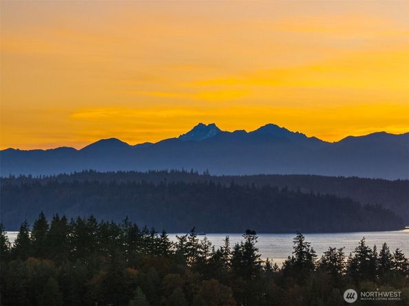 37918 Vista Key Drive NE, Hansville WA 98340