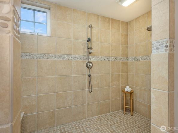 37918 Vista Key Drive NE, Hansville WA 98340