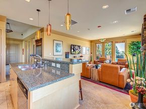 31 Pine Street 105, Edmonds WA 98020