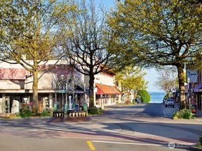 31 Pine Street 105, Edmonds WA 98020