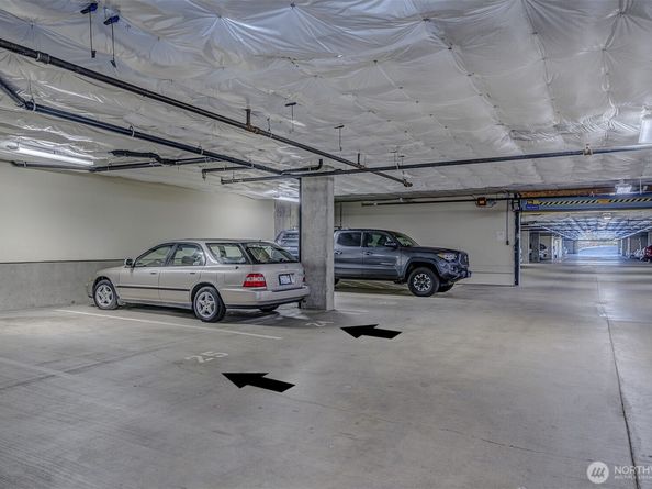 31 Pine Street 105, Edmonds WA 98020