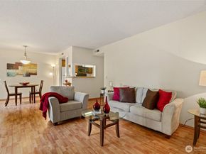 14331 124th Avenue NE C22, Kirkland WA 98034