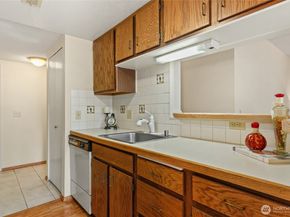 14331 124th Avenue NE C22, Kirkland WA 98034