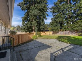 836 SW 128th Street, Seattle WA 98146