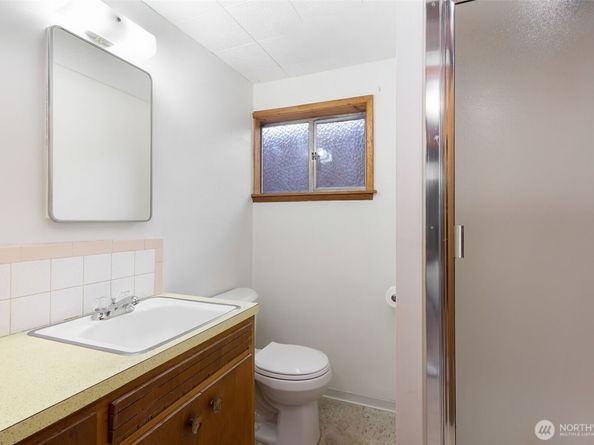 836 SW 128th Street, Seattle WA 98146