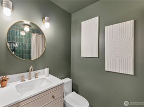 5528 173rd Place SW, Lynnwood WA 98037