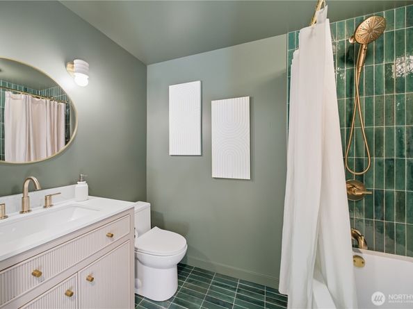 5528 173rd Place SW, Lynnwood WA 98037
