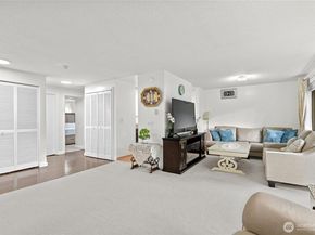 13558 37th Avenue S 22, Tukwila WA 98168