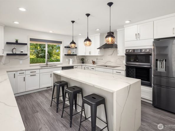 6447 NE 129th Place, Kirkland WA 98034